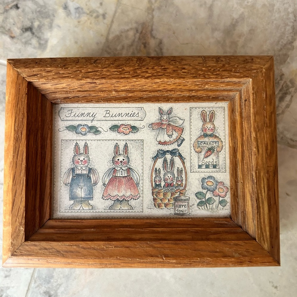 Vintage wooden trinket box